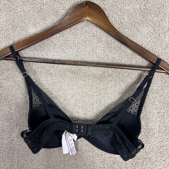 Victoria's Secret Plunge Bra Size 32C Black Lightly Lined‎ Lace Underwire - Picture 5 of 9